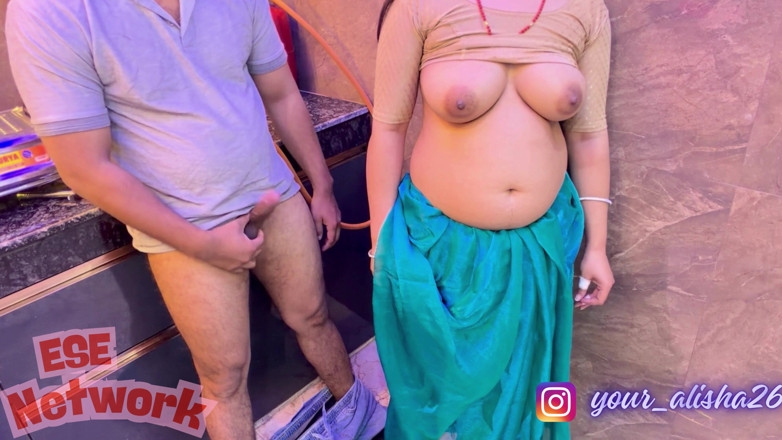 Sammy Sins: Alisha dientot habis-habisan sama devarnya waktu lagi ngentot di dapur