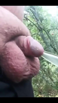 Smegmacock Pissing