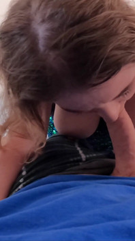 Ibu tiri Mahu Mengongkek Awak Sebelum Dia Meninggalkan Ayah Tiri Awak