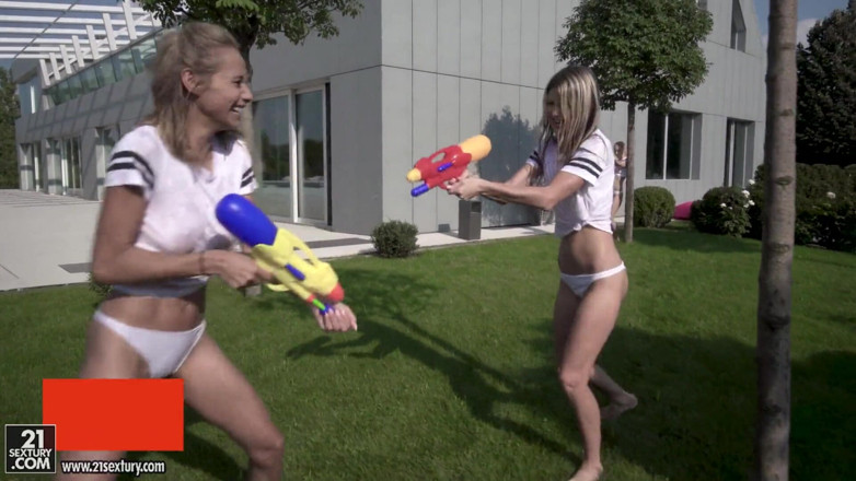 21 Sextury: Veronica leal, gina gerson & nesty - kaus basah