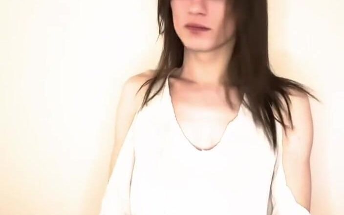 TS Kylie Star: Düşündüğün bu mu?