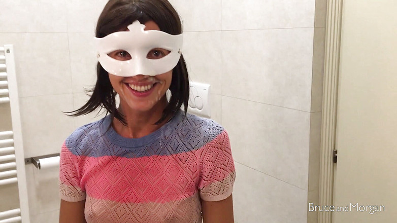 Bruce-and-Morgan: Tanden poetsen met plassen