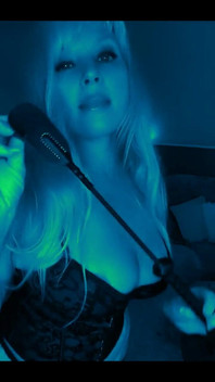 Delicious Dommy Dicktation