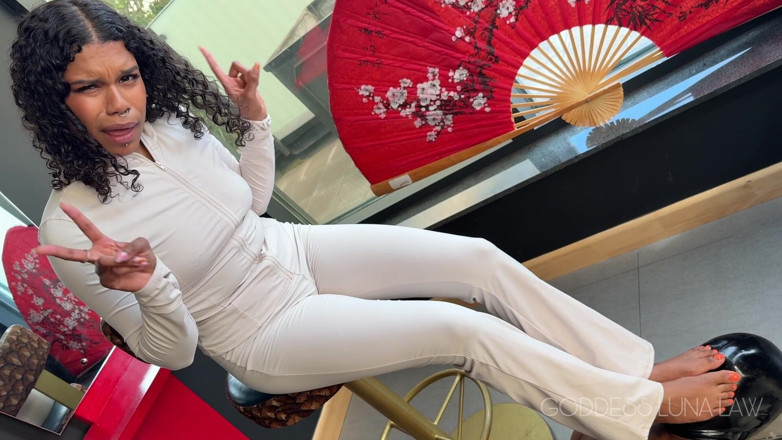 Goddess Luna Law: Sniff My Feet or Ill Scream Ebony Goddess Luna Law...