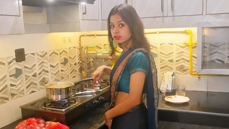 Londamaal123: Indian Desi Husband Wife Hardcore Sex in the Kitchen