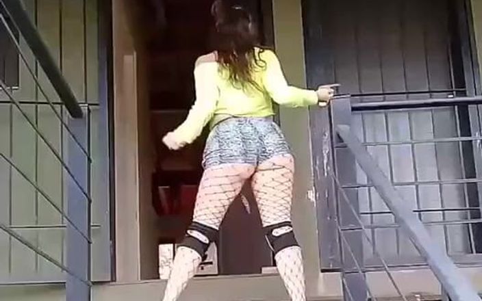 tunoviaputita: Hello Loves! Aku sangat senang banget kalau kamu berkunjung ke...
