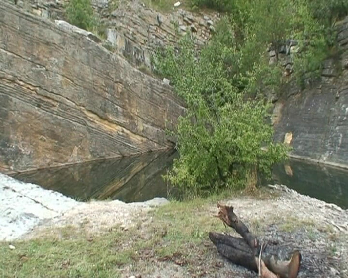 Mature Climax - 100% Mature Videos: Busty Granny and Teen Pleasing a Dick Outdoors