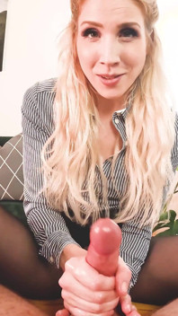 Versaute Sekretärin Wichst Dich Ab! Mega Cumshot