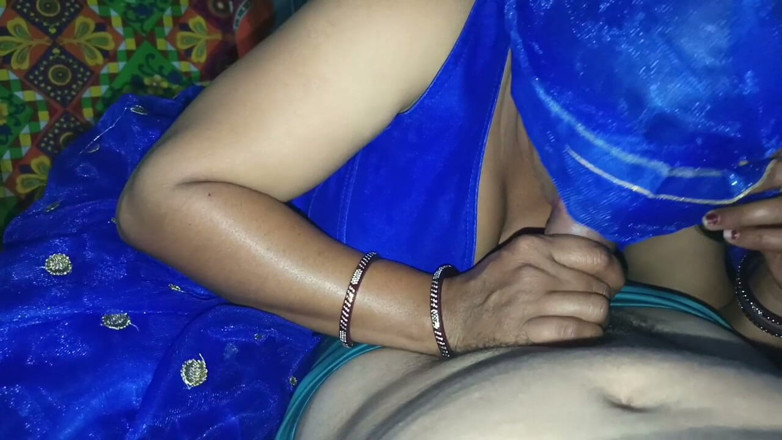 Kavita69: La Moglie Della Casa Del Villaggio Scopa Molto Duramente Durante...