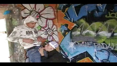 Gaybareback: Francouzská twinka použitá ošukaným klukem v chodbě