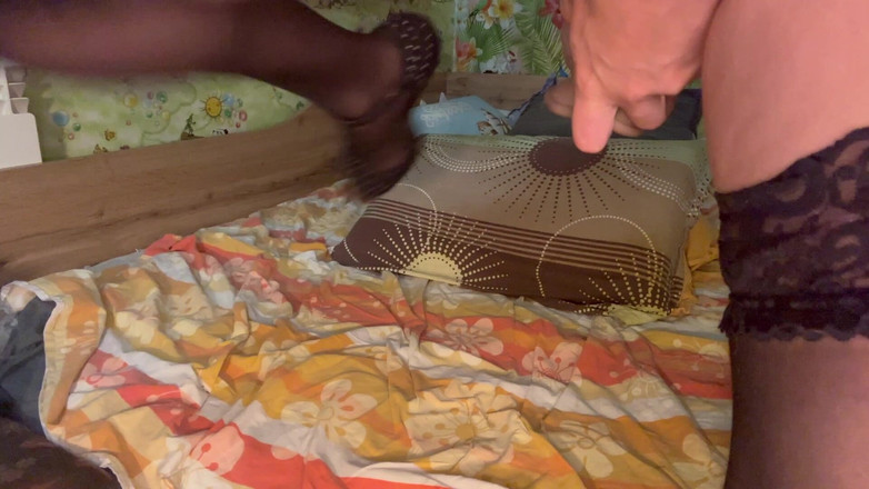 Putarankahotmilf: Aku sange banget, entot aku dan crot di mulutku