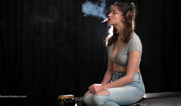Russian Smokers: Sexy Russian Siren Smoking Cigarette Slow Tease