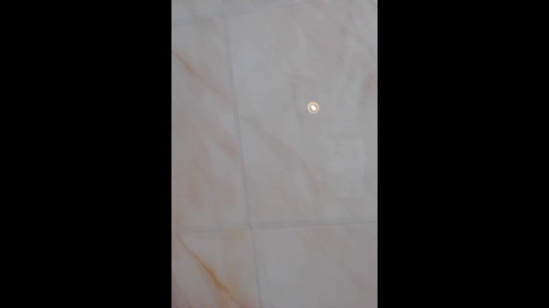 MissAnja_FH: Kencing dengan arus yang kuat