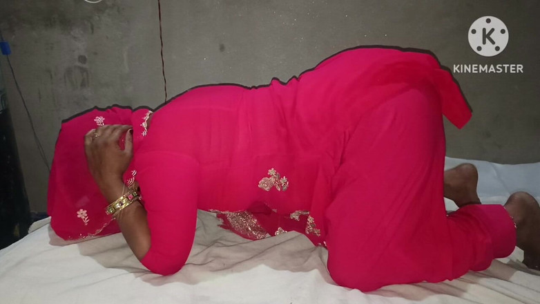 Savita5343: Ibu tiri India dientot habis-habisan di dapur