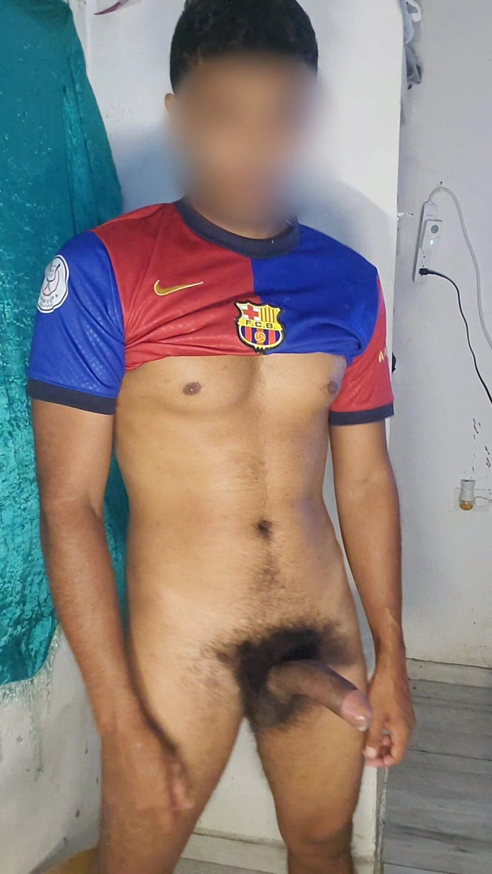 Charlieburrito: Hot Guy Masturbating