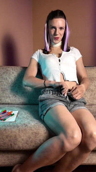 Có bao nhiêu dấu hiệu bên trong ả điếm gầy gò trans olya mayer này