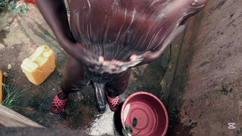 Hongi: Черный мужик знает, как обращаться с большим членом