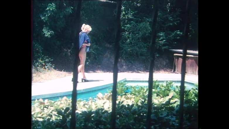 Muschi movie official: Blonde Horny Whore Seduced His Stepbrother While Her Friend Sucking...