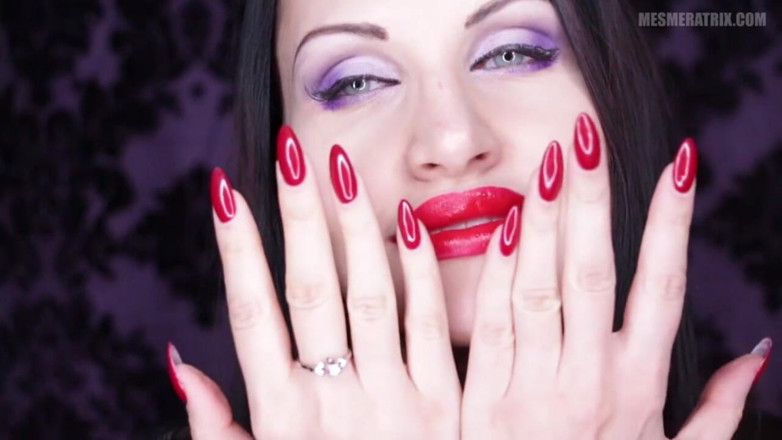 Lady Mesmeratrix Official: Büyüleyici kırmızı tırnaklar