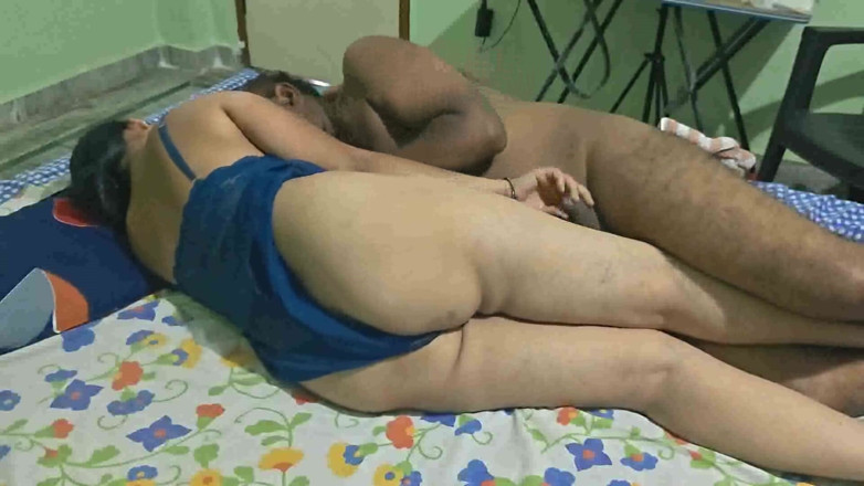 Sexy sindu: Sexy Wife Taking Ride on Boyfriend