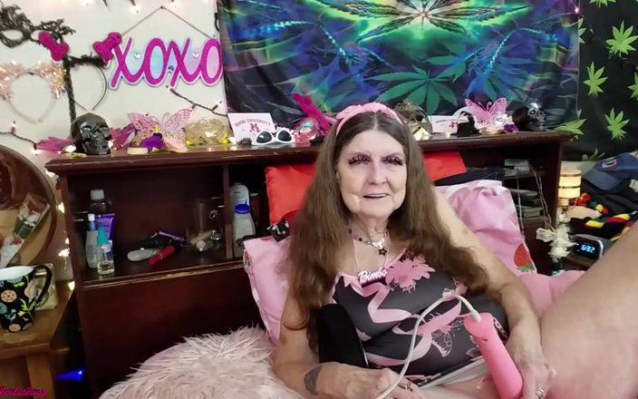 Sexy Sandra N Sir Christopher: Stuff N Vibrate My Ass &amp; Fuck My Pussy Hard