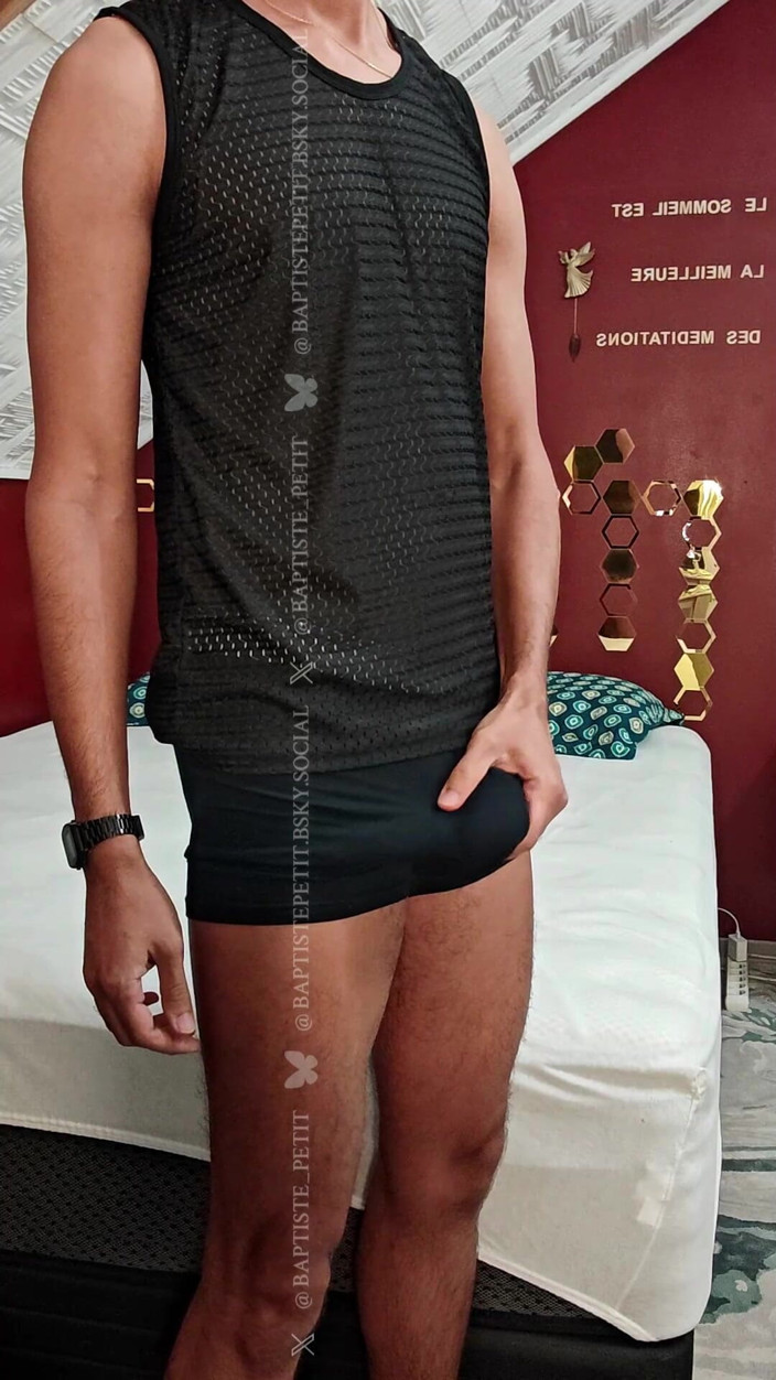 baptiste_petit: I Came Very Fast with This Sextoy.