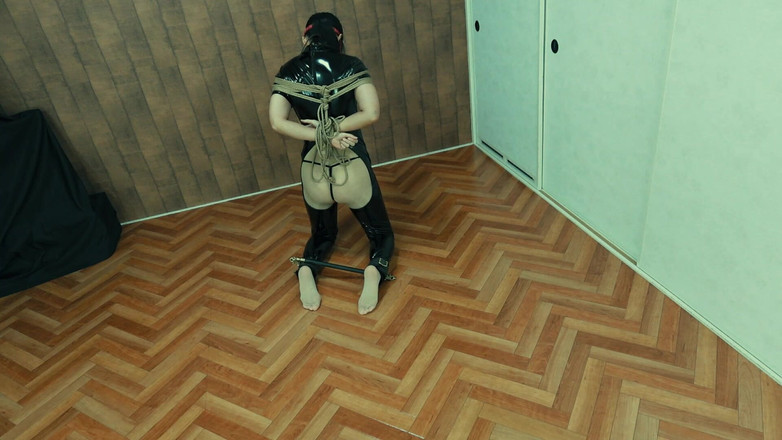 ushirosugatanomiki: Agentă în închisoare-evadare-