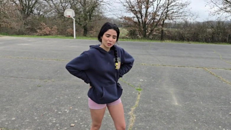 Passionsecret07: Mi Vecina Nunca Habia Montado Patines Cometa Y Termino Montando...