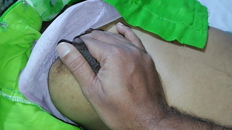 Sweety In Bed: Indiana desi office menina hardcore vídeo enorme pau