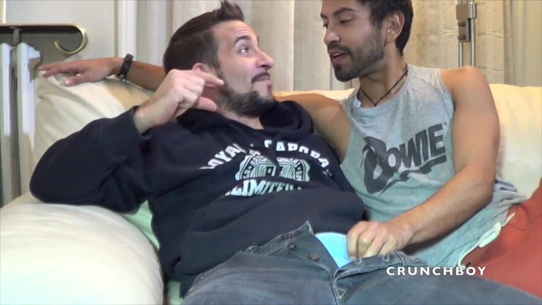 Raw French Bad boys: laitino tvink ka peris men XXL land dvara istemaal kiya...