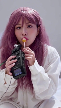 Kamera internetowa Juijui z Tajwanu robi zabawę asmr pokazuje nago