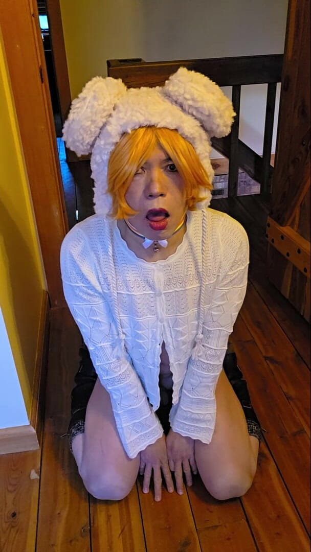 JessicaLynn15: Zayıf iradeli erken kadın kılıklı travesti