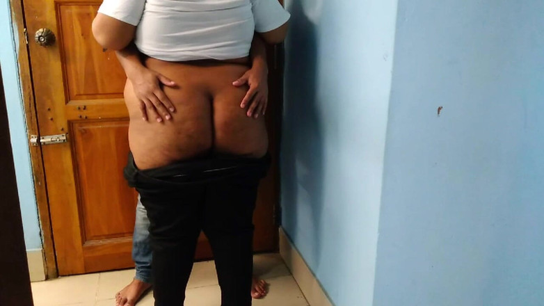 Aria Mia: मैं होटल में बिना कंडोम के अपनी अरबी दोस्त की सौतेली मम्मी की गांड चुदाई करता हूं! - मुस्लिम सेक्स