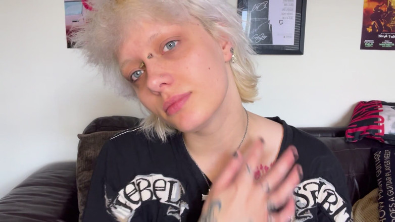 Glitterqueen1999: Szybkie gotowanie i jedzenie małego kutas penektomii Vorarephilia