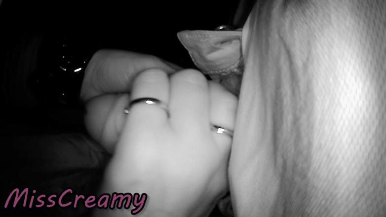 Miss Creamy: De extreme pijpbeurt op straat van Misscreamy Franse lerares op...