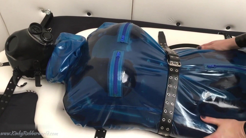 Fem Latex: 라텍스 레아 레즈 클리닉 게임