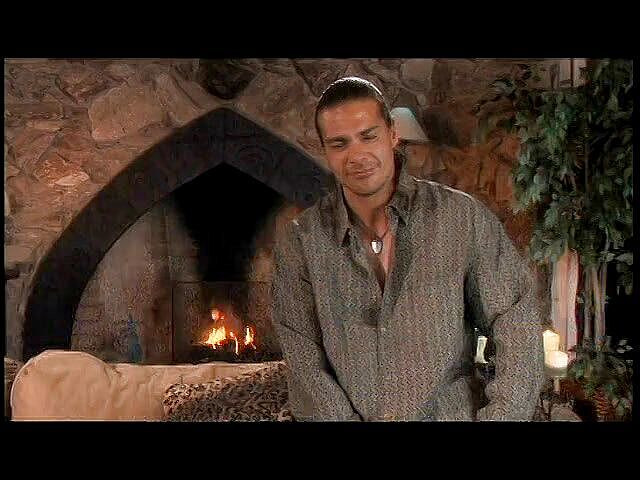 MILF Station: Tvrdě buší do této milfky