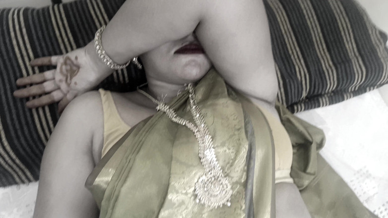 Wonder: Üvey kız kardeş lezbiyen