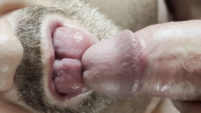 Tyler8: Возбужденный водные развлечения и рождественский подарок от папочки