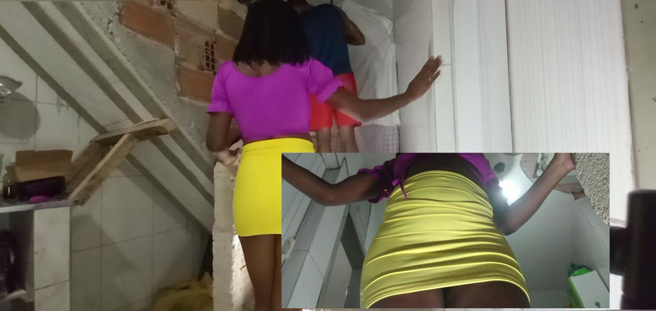 The plumber for married women: Сантехник — моя жена после завершения работ