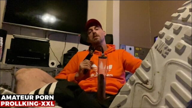 PROLLKING: 138 - 鸡巴抽乐趣 32 厘米