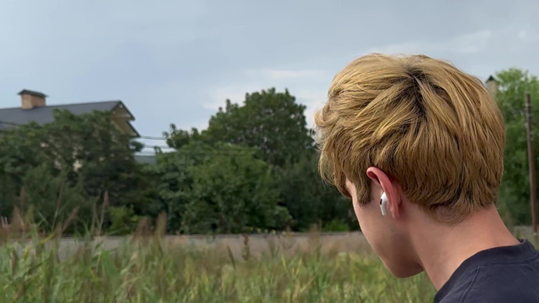 Max Gen: Aku pengen banget ngentot dan ngajak temanku untuk ngentot, dia...