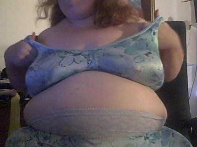 BBW nurse Vicki adventures with friends: Golden Dress naughty Cam show 19 min