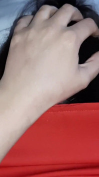 我的女朋友轮流在我嘴里射精