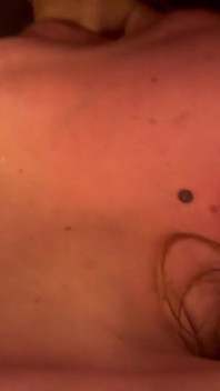 Scopata in faccia da un fan