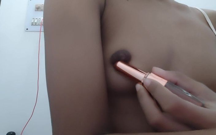 desigirl93: Azgın üvey kız kardeşim yanlışlıkla bana video gönderiyor