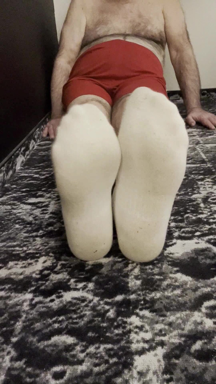 Coach Karl dude lodge: Coach Karl's Feet in His White Socks [8893]