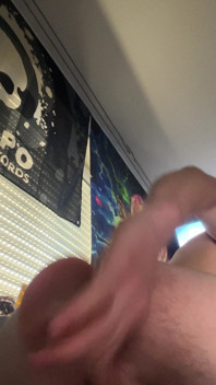 Golpes con el gran plug anal