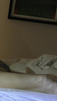 Betrügende reife frau, kontinuierlicher creampie und intensiver blowjob!