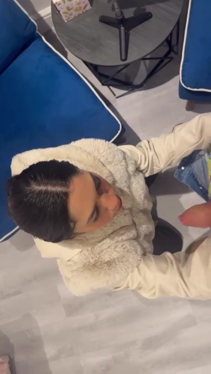 Mr Moneyshot: Pompino video con punto di vista dalla ragazza nerd nel...
